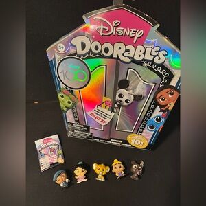 Disney Doorables 100th Anniversary Multi-Peek Pack with 5 Figures